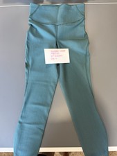 Lululemon Wunder Under Crop Leggings Size 4 T...