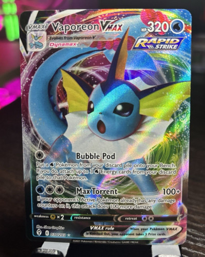 Vaporeon VMAX 030/203 SWSH07: Evolving Skies Holo Pokemon TCG - LP