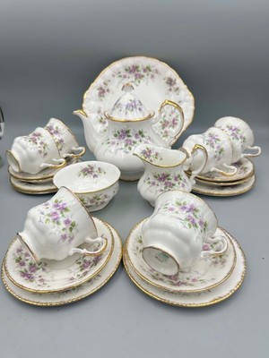 Paragon Malandi 22-teiliges Bone China Teeservice mit großer Teekanne