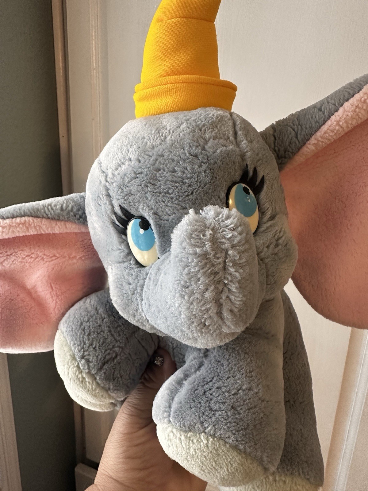 Rare Tokyo Disneyland Dumbo Plush Vintage Retro  Dumbo The Flying Elephant Read