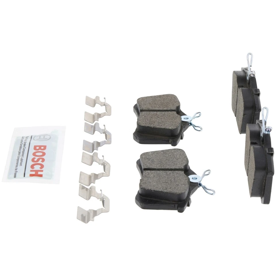 Juego de pastillas de freno traseras de 2 ruedas BC340 Bosch para VW Volkswagen Beetle Jetta Golf Foto 2 de 4