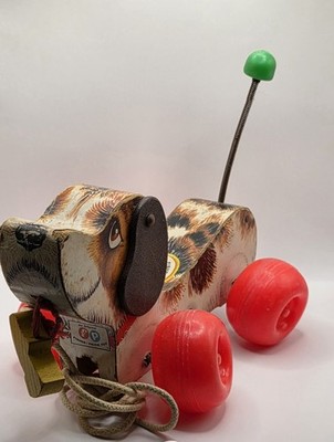ビンテージ　FISHER PRICE SNOOPY Vintage Fisher Price Little Snoopy 693 Pull Toy Dog 1965 Wood Red