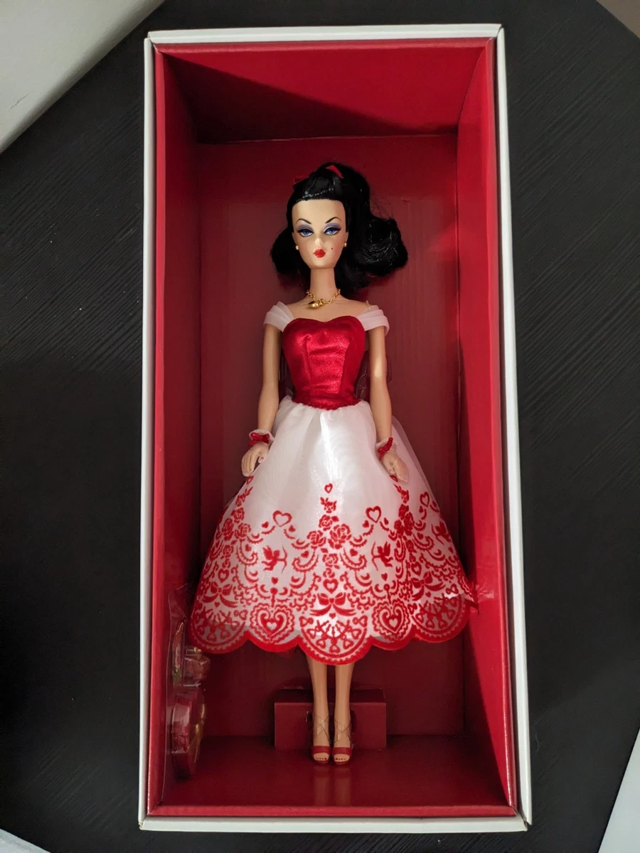 Holiday Barbie 2013 Year Manufactured Barbie Dolls & Doll Playsets