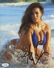 Ashley Graham Sexy Supermodel Autographed Signed 8x10 Photo ACOA
