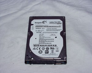 Seagate ST500LT012 500 GB SATA SMART ok Laufzeit 303 Stunden