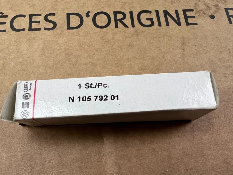 1x OEM VW Glühkerze Glühstift N10579202 Audi A2 A3 A4 B6 A6 C5 Galaxy Scorpio 2 — 第 2/4 张图片