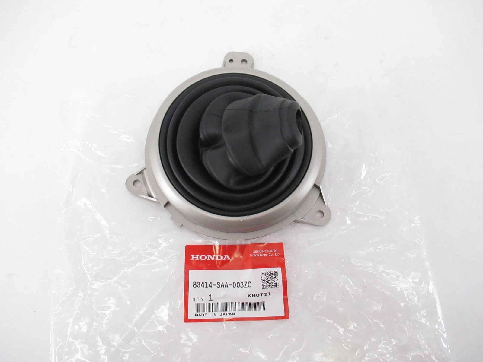 Genuine OEM Honda 83414-SAA-003ZC Shift Boot 2007-2008 Fit - product detail image 1