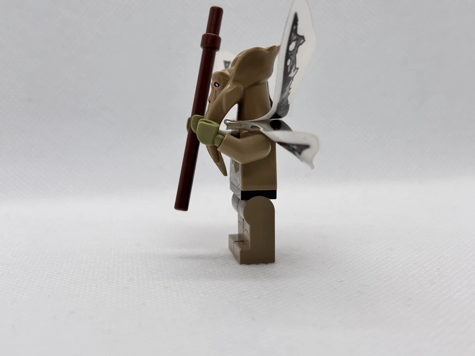 Lego Poggle the Lessor SW0474 Star Wars Authentic - Image 3 of 4