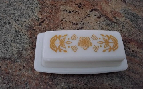 PRYEX Milkglass Butterdish 1960s,  great condition