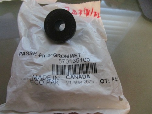 Sea-Doo Ski-Doo Can-am XP GTI GTS HX SPI SPY Grommet QTY1 P570135100 / 709200285 - Bild 4 von 6