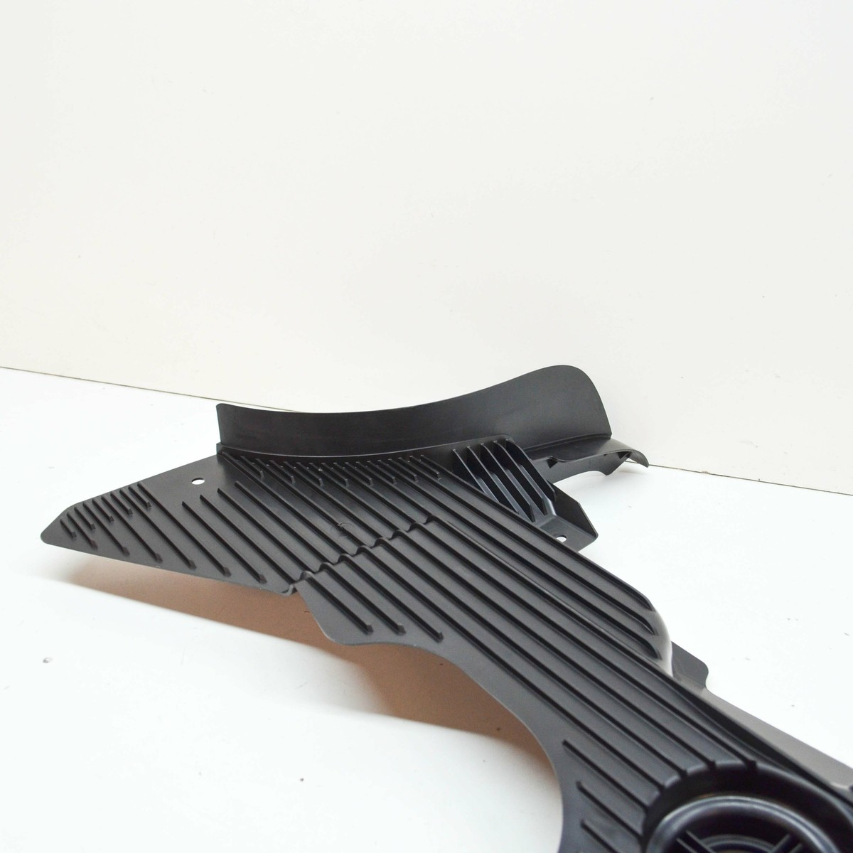 その他 Macan2016 PORSCHE MACAN 95B Right Side Tailgate Gas Strut 95B827602A