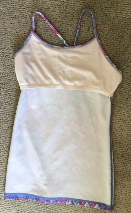 Conjunto Camiseta sin mangas y leggings Ivivva by Lululemon para niña talla 14 a juego estampado gráfico Foto 3 de 4