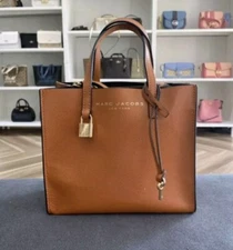 NWT Marc Jacobs Mini Grind Leather Crossbody Tote Bag in Smoked Almond