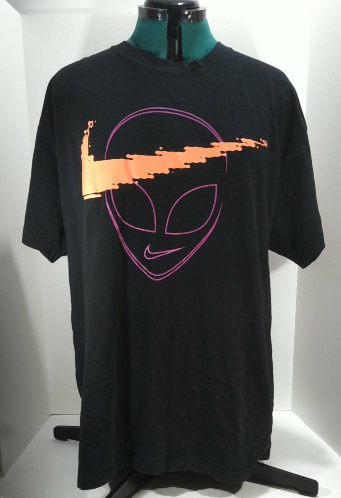 Nike Festival Glow In The Dark T-Shirt 