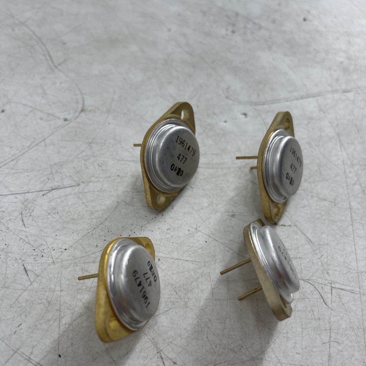 LOT OF 4 OEM Delco Remy 1961479 Regulator Transistor 30/50 RD NEW  