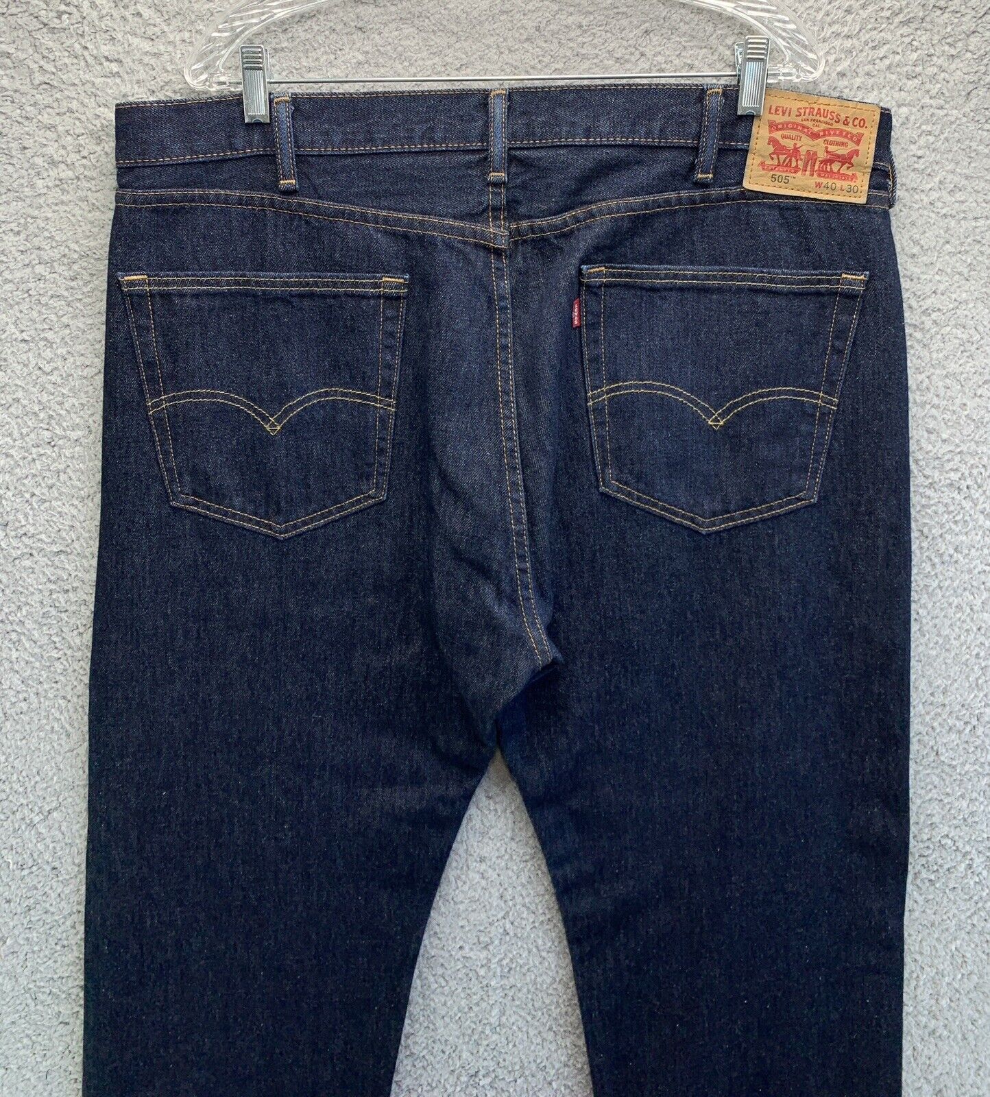 Levis 505 Jeans Mens 40x30 Blue Dark Wash Denim Straight Leg 100