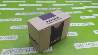 Autonics TK4S-24CR PID Temperature Controller -New in Box