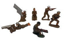 Vintage Original 1941 MANOIL Hollow-Cast Metal Soldier Figurines Set Of 6