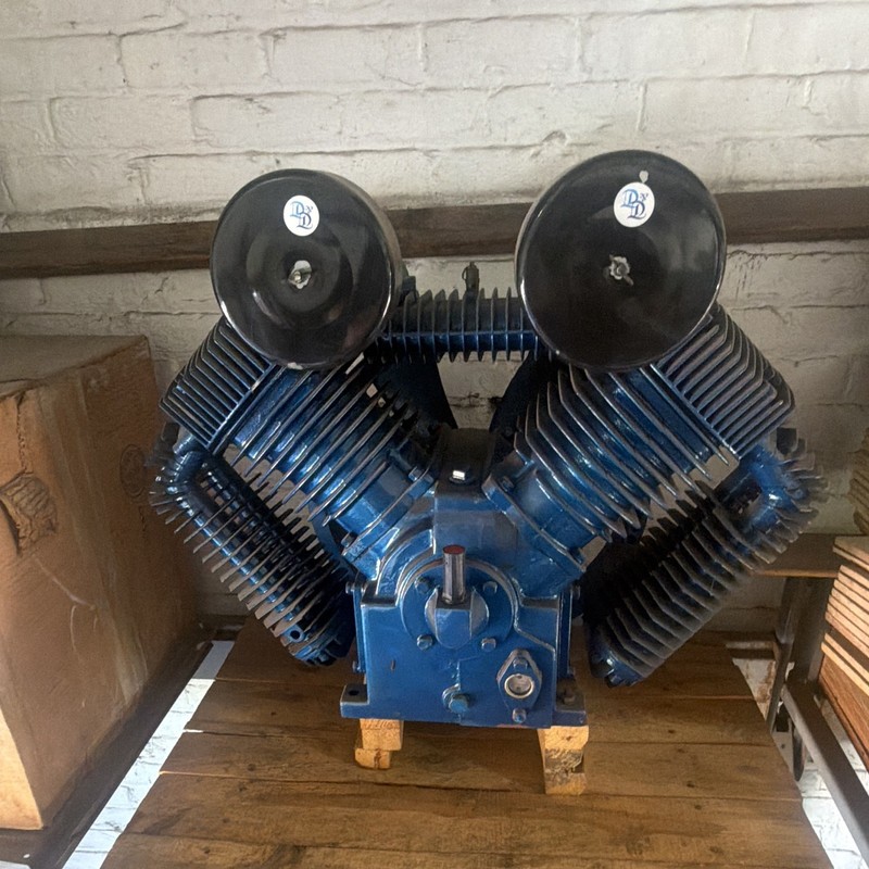 Dixie V-Twin Reciprocating Air Compressor Pump Head Compressor Head