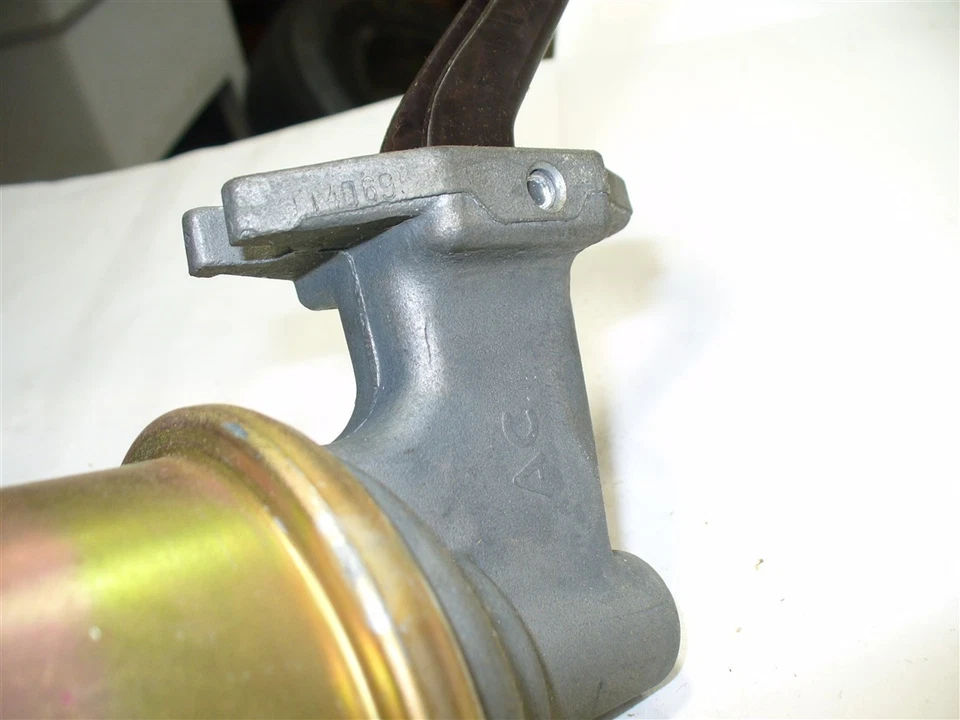 1969 70 71 72 Cadillac fuel pump NOS GM AC brand 40695 - Image 3 of 4