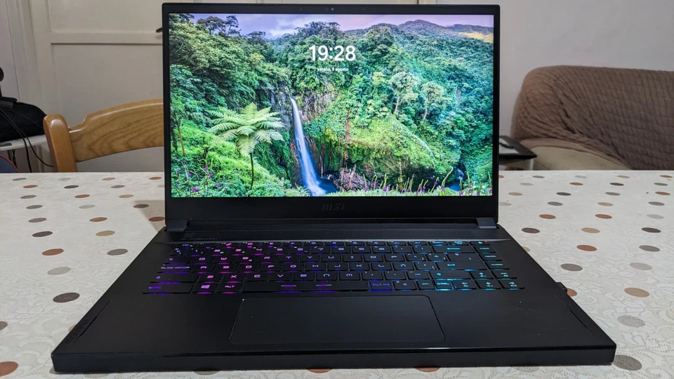 MSI GS66 Stealth RTX3070 8gb Intel i7 15 pollici come nuovo - Immagine 2 di 4