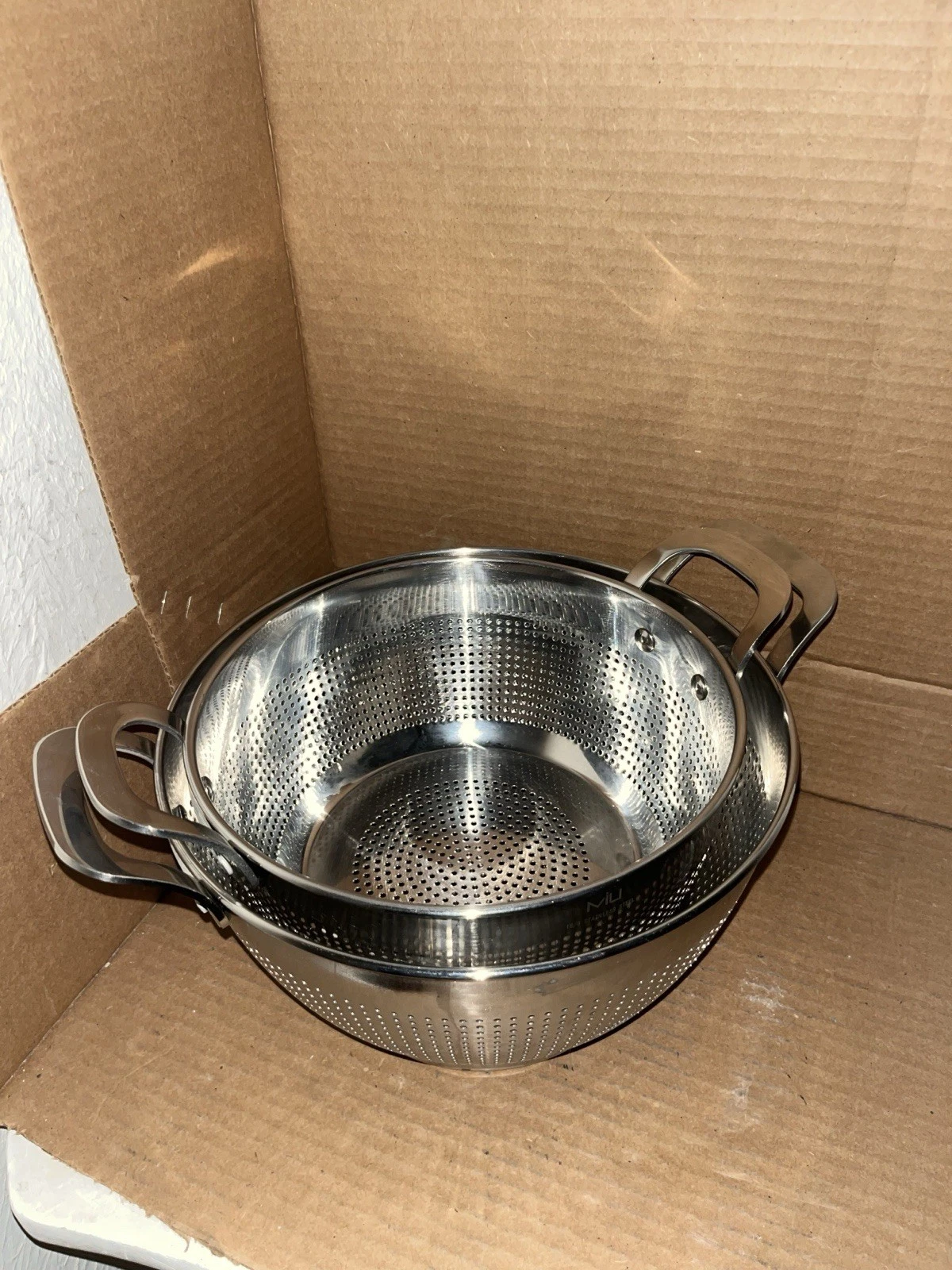 MIU Stainless Steel Colanders 8”/9.5” Set of 2
Opens in a new window or tab