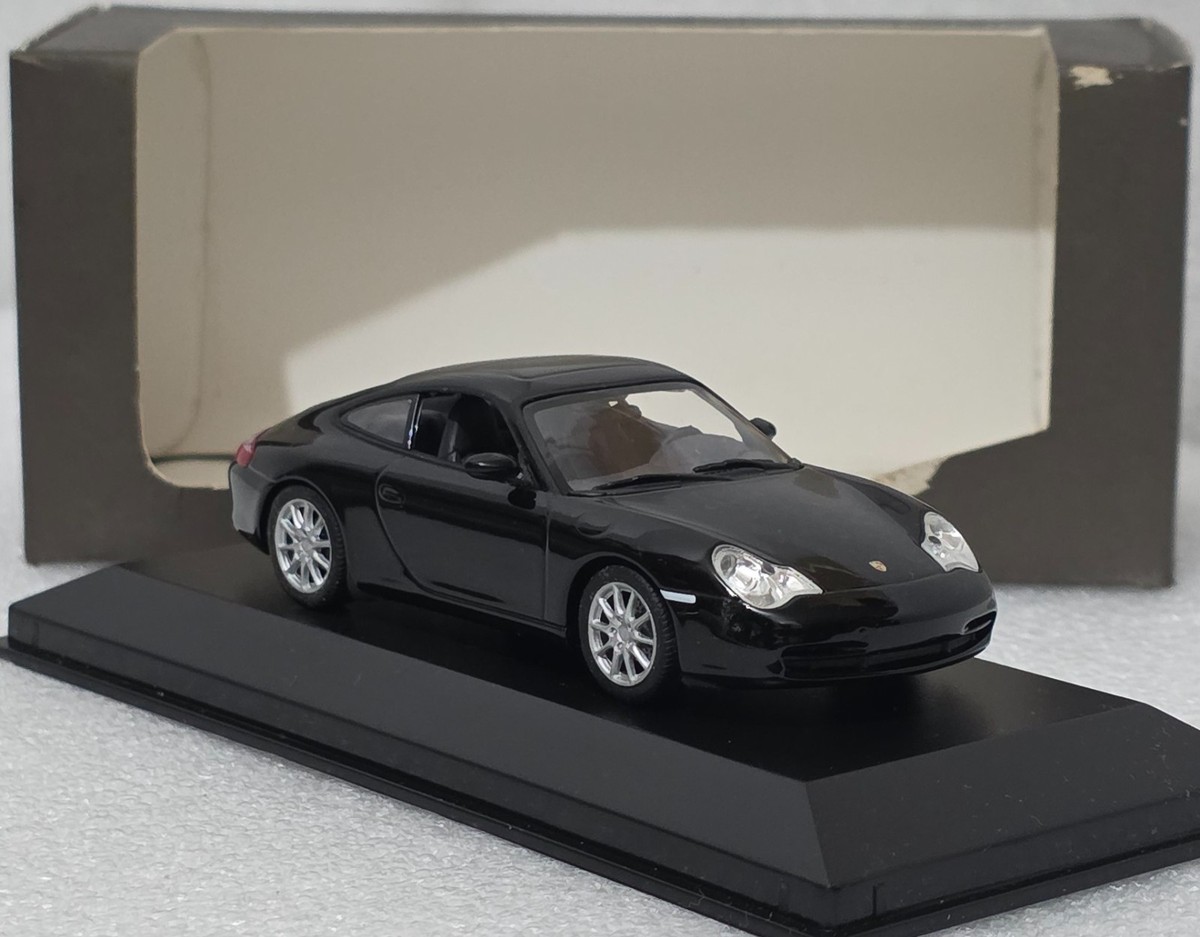 Porsche 911 (996.II) Carrera 4 2002 Black 1:43 Minichamps WAP 020