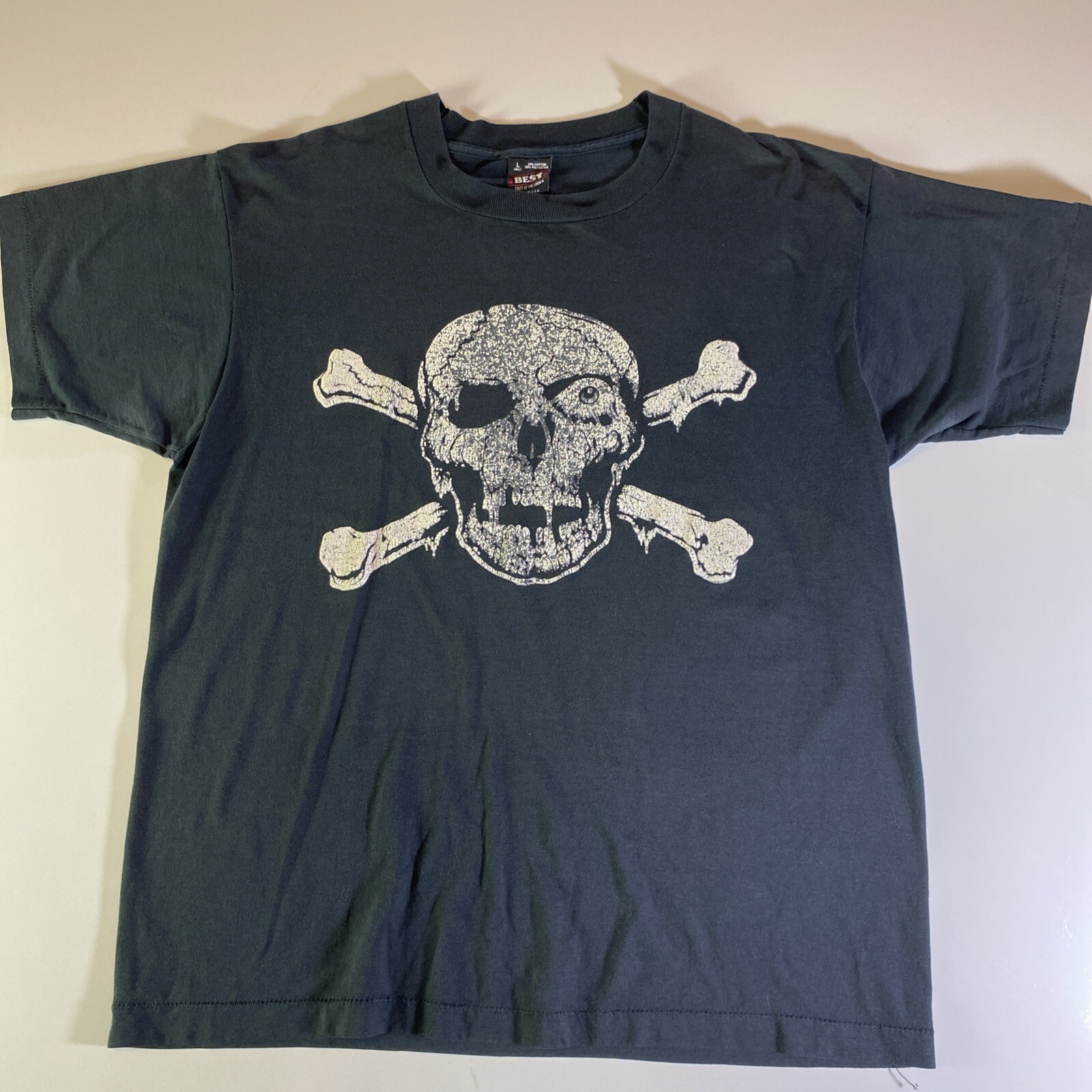 Vintage t-shirt Skull And Bones Best Large Single Stitch Ultra Rare!!!!