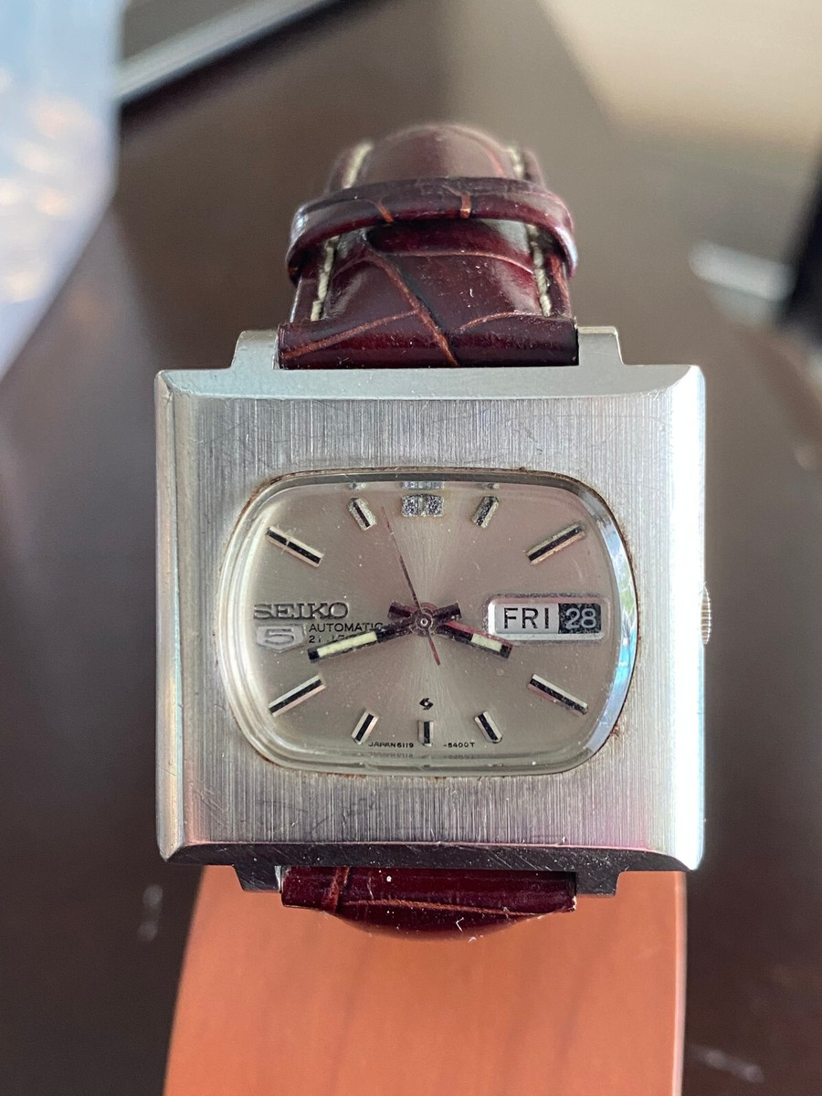 VINTAGE MEN'S SEIKO 5 AUTOMATIC WRISTWATCH CAL. 6119C, T.V. FACE