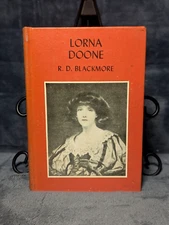 Lorna Doone by R.D. Blackmore (Vintage - 1943) EX LIB