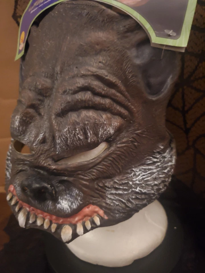 Manwolf Chinless Halloween Mask Rubies Costume  Party Wolf Werewolf New Rubies  - Image 2 of 4