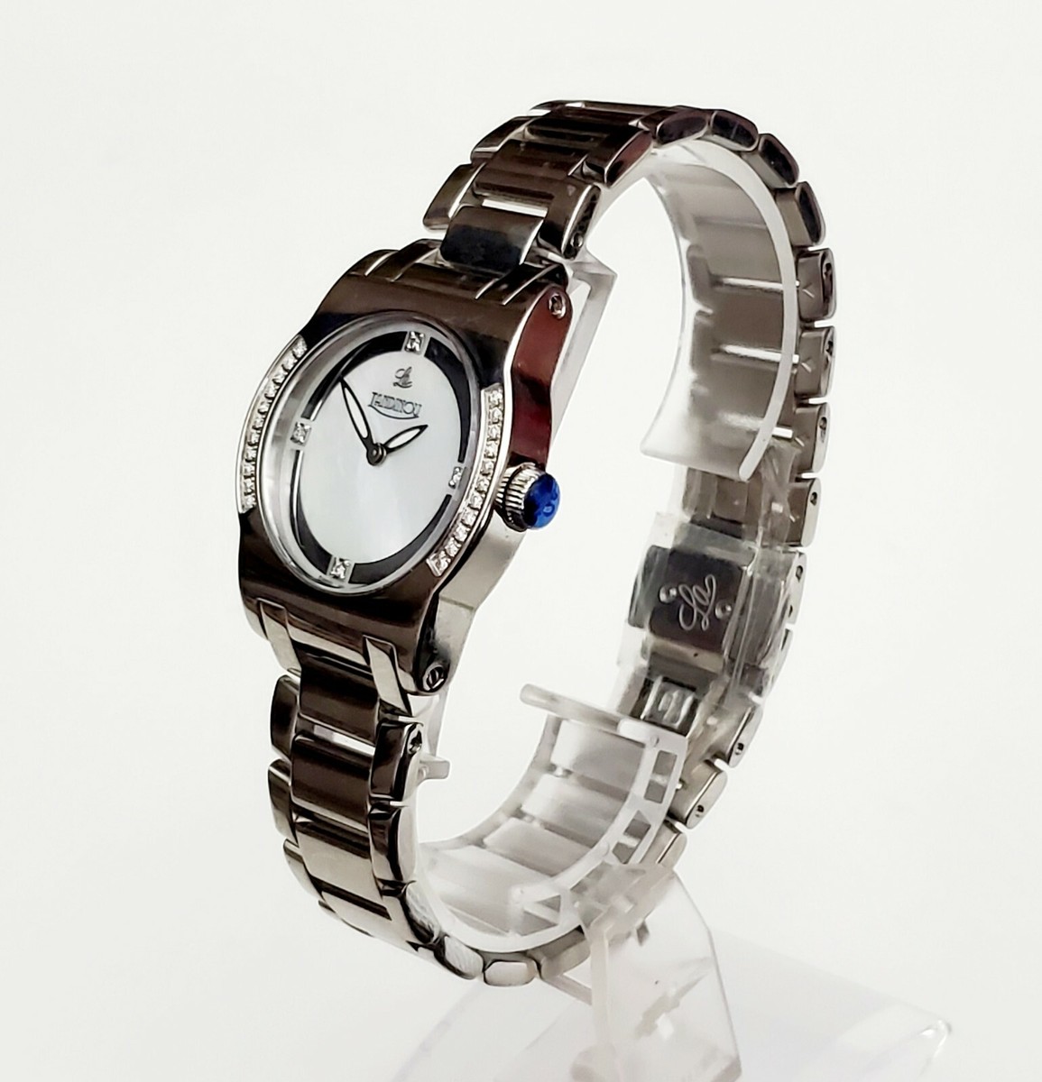 UNIQUE Women's SWISS Watch LANDINOU 6631. Diamonds Bezel. MOP Dial
