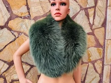 Luxurious Fox Fur Collar Scarf Green - Elegant Winter Fashion Piece