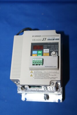 OMRON YASKAWA FREQUENZ UMRICHTER INVERTER 0.37KW CIMR-J7AZ40P2