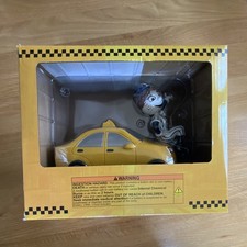 Mrs. Met New York Mets MLB Baseball Taxi Bobblehead Collectible