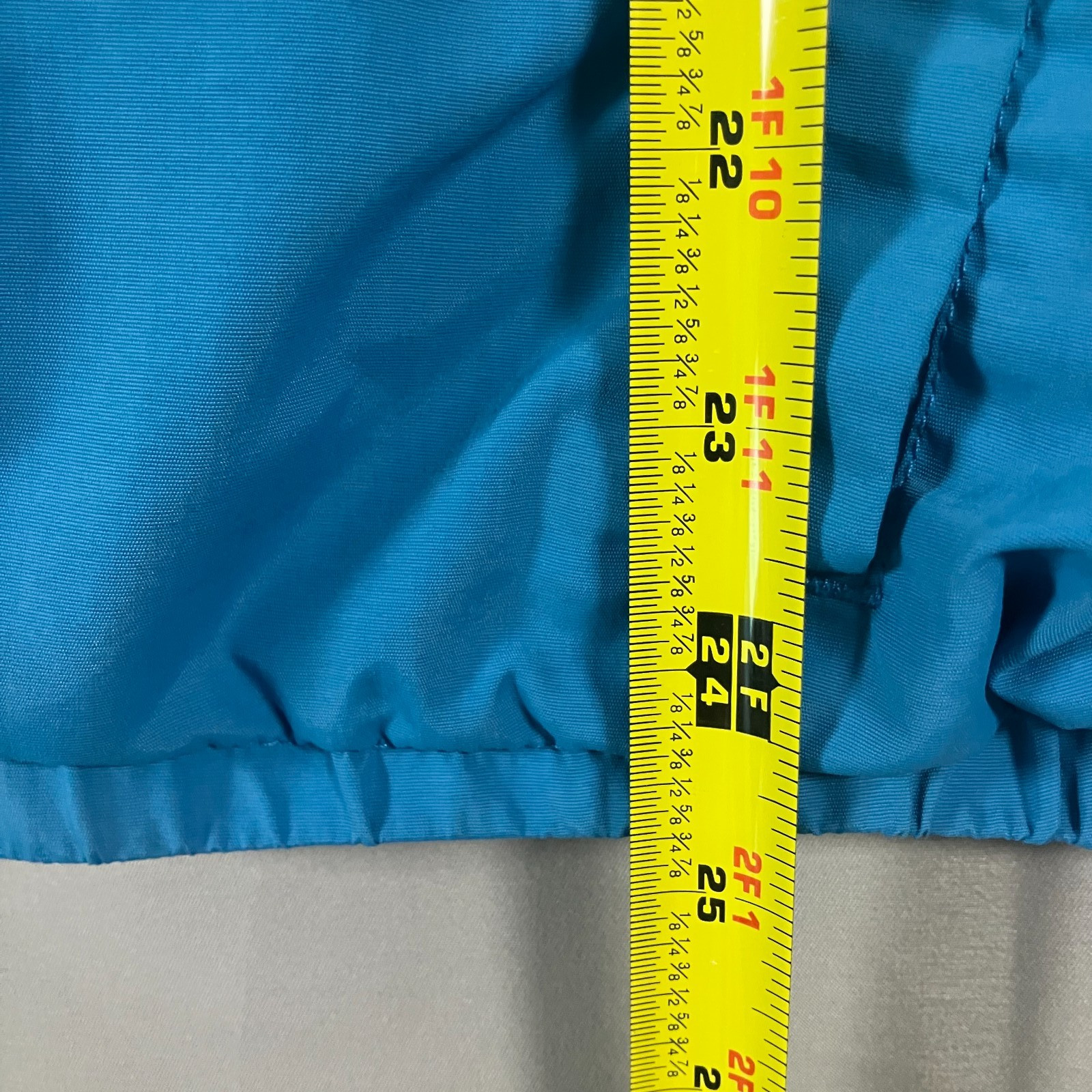 Universal Studios Retro Colorblock Windbreaker Ja… - image 7