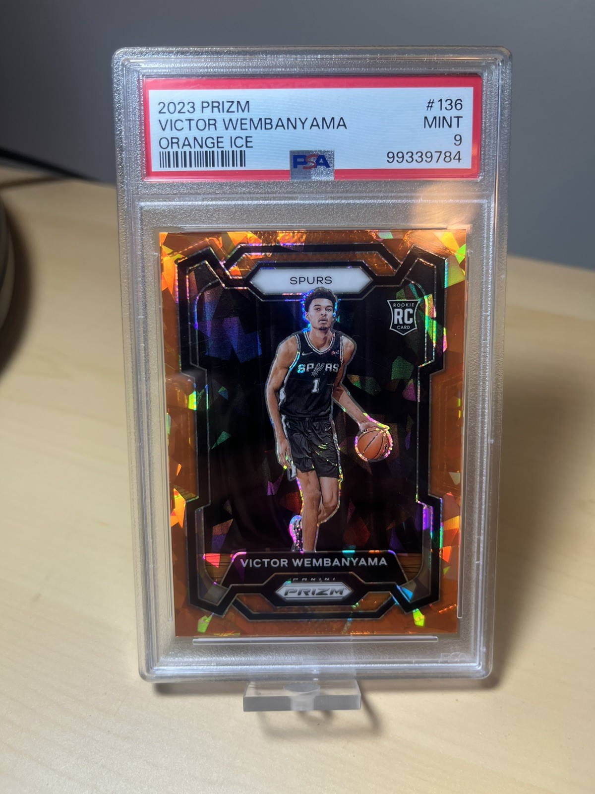 2023-24 Panini Prizm - Victor Wembanyama #136 Orange Ice Prizm (RC) Psa 9