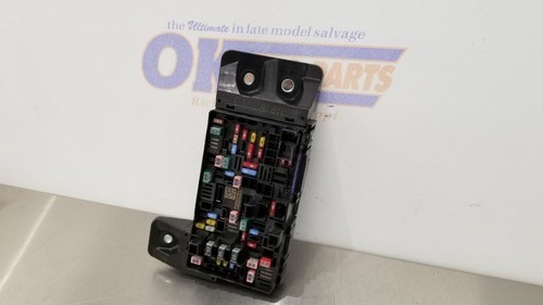 22 DODGE RAM 1500 POWER DISTRIBUTION CENTER FUSE BOX 6.2L 68467641AA - Picture 3 of 12