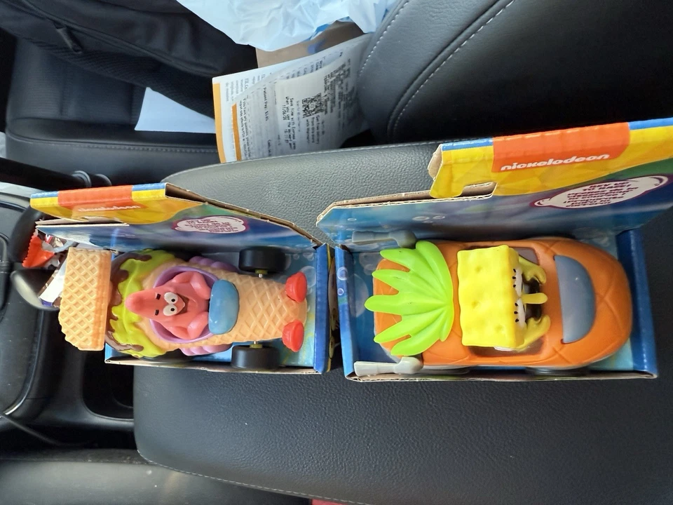 Spongebob Squarepants 25th Anniversary Bikini Bottom Boater Patrick & Spongebob - Image 2 of 3