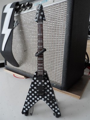 Randy Rhoads Fliegende V Zoll Harpoon '' Replik Gepunktet 1:4 Maßstab Gitarre ~