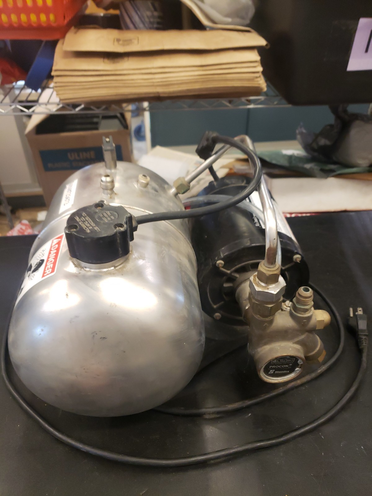 McCann’s Carbonator 275Z Max Psi 100, 2-4.4 Gallon, Item Code 43479, S48C76C46