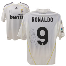 Cristiano Ronaldo Signed Real Madrid FC Home Soccer Jersey 9 with Beckett LOA