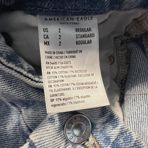 American Eagle Curvy 90s Straight Distressed Destroyed Light Wash Denim Jeans - Picture 9 of 9