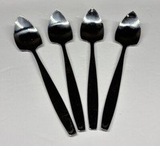 Set of 4 vintage Grapefruit Spoons Stainless Steel Serrated Edge Made in Taiwan
