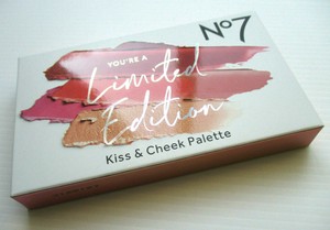 no7 lip and cheek palette