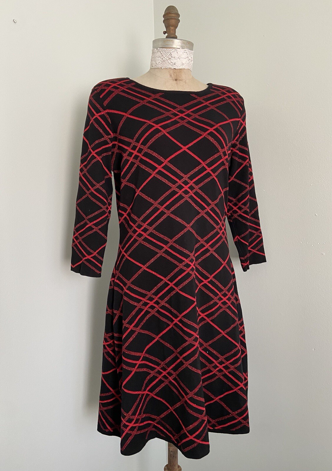 Nanette Lepore Stretch Long Sleeve Sweater Dress Lurex Red/Black Sz L