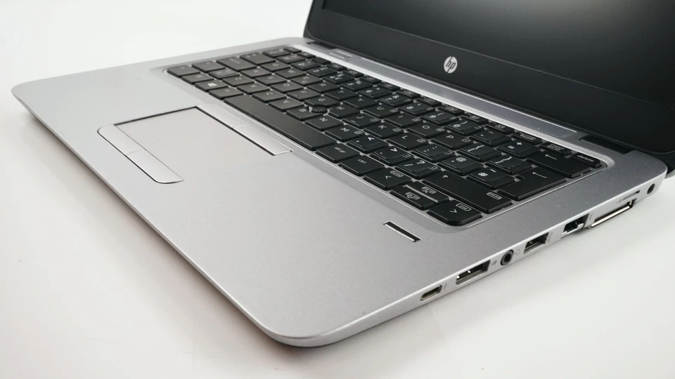 Cheap HP Gaming Laptop 12.5" AMD A10 Quad Up To 3.20GHz 16GB RAM Radeon R6 256GB - Image 2 of 4