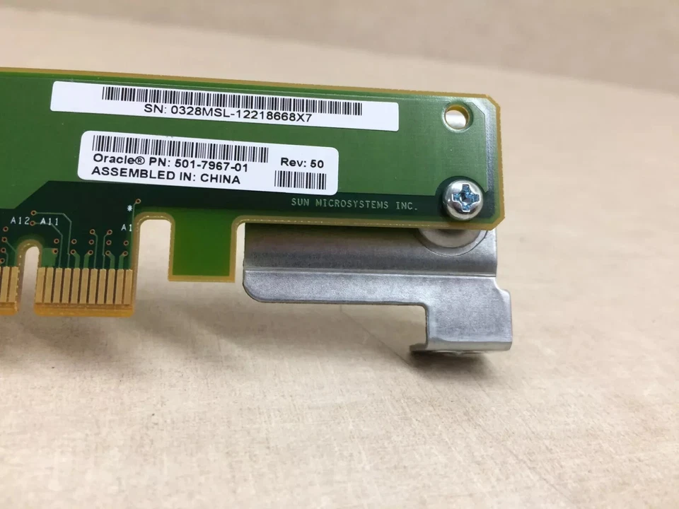 Sun 501-7967 541-2883 1-Slot X16 to 1-Slot X8 PCI Express Riser Assembly - Image 3 of 4