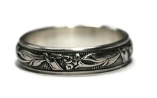 925 Sterling Silver Blooming Flower Pattern Band