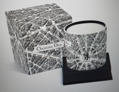 CHRISTIAN DIOR WUNDERSCHÖNE DESIGNKERZE LE PLAN DE PARIS IN PORZELLANSCHATULLE
